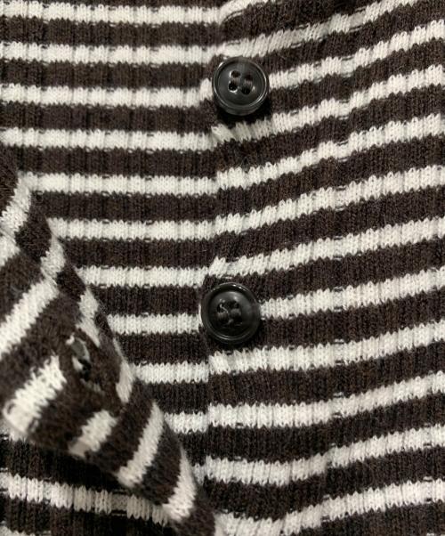 tyn.TGOR（トゴール）tyn.TGOR (トゴール) フリルカーディガン ホワイト×ブラック サイズ:FREEの古着・服飾アイテム