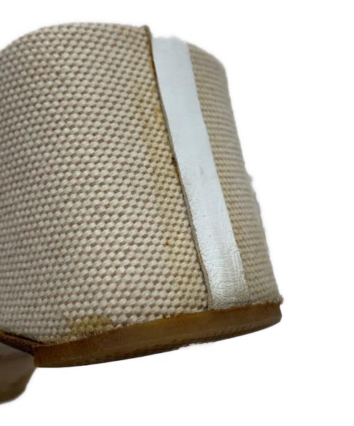 HERMES（エルメス）HERMES (エルメス) クロスストラップサンダル ベージュ×ホワイト サイズ:36の古着・服飾アイテム