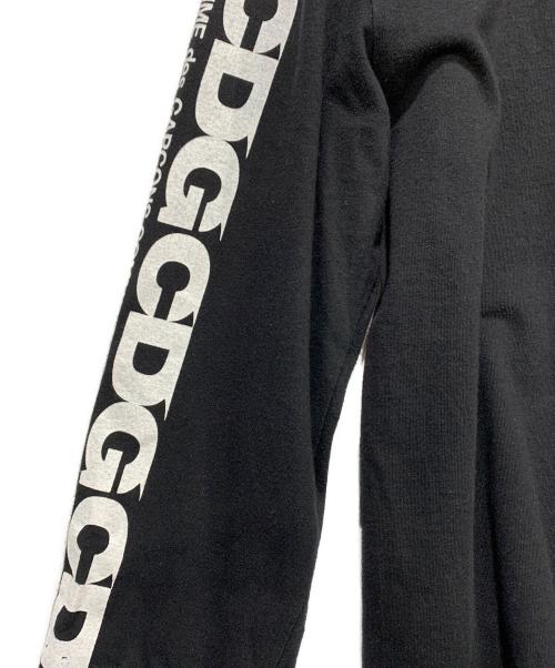 GOOD DESIGN SHOP COMME des GARCONS（グッドデザインショップ コムデギャルソン）GOOD DESIGN SHOP COMME des GARCONS (グッドデザインショップ コムデギャルソン) アームロゴプリントカットソー　16/17年モデル ブラック サイズ:SIZE Lの古着・服飾アイテム
