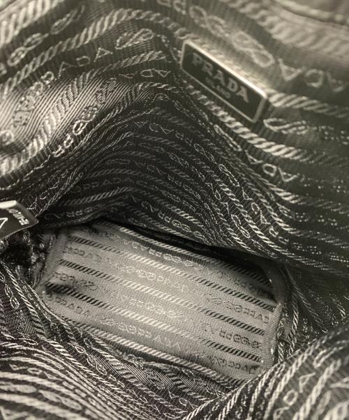 PRADA（プラダ）PRADA (プラダ) ナイロンミニポーチ ブラックの古着・服飾アイテム