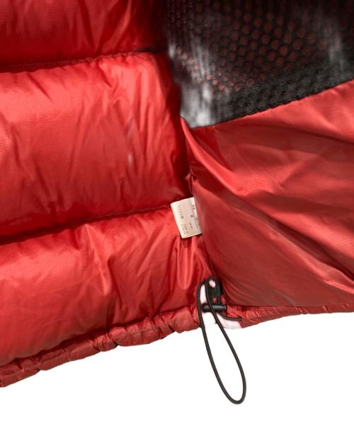 MARMOT（マーモット）MARMOT (マーモット) KAPTAIN SUNSHINE (キャプテンサンシャイン) JOURNAL STANDARD (ジャーナルスタンダード) ダウンジャケット ブラック×レッド サイズ:Mの古着・服飾アイテム