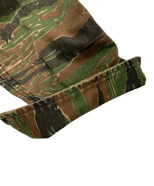 WTAPS（ダブルタップス）WTAPS (ダブルタップス) ミリタリーシャツ　2017 SNEAK COLLECTION グリーン×ブラック×ブラウン サイズ:SIZE 2の古着・服飾アイテム