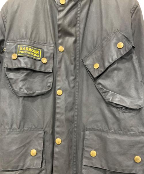 Barbour（バブアー）Barbour (バブアー) A7 WAXED INTERNATIONAL JACKET ブラック サイズ:C34の古着・服飾アイテム
