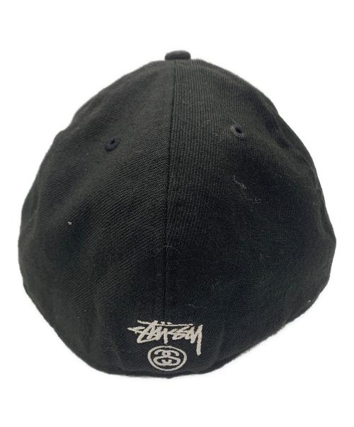 New Era（ニューエラ）New Era (ニューエラ) stussy (ステューシー) キャップ ブラック サイズ:SIZE 7 1/2の古着・服飾アイテム