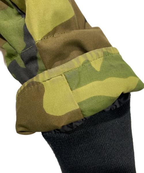 CANADA GOOSE（カナダグース）CANADA GOOSE (カナダグース) WYNDHAM PARKA グリーン×カーキ サイズ:SIZE Sの古着・服飾アイテム