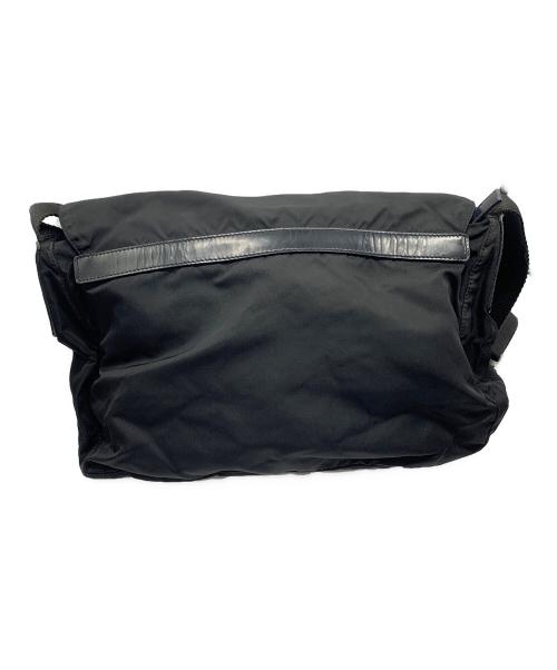 PRADA（プラダ）PRADA (プラダ) ナイロンショルダーバッグ ブラックの古着・服飾アイテム