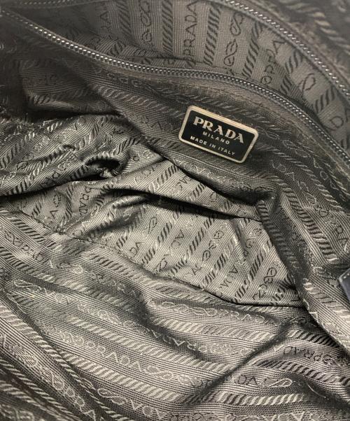 PRADA（プラダ）PRADA (プラダ) ナイロンショルダーバッグ ブラックの古着・服飾アイテム