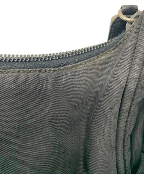 PRADA（プラダ）PRADA (プラダ) ワンショルダーナイロンバッグ ブラックの古着・服飾アイテム
