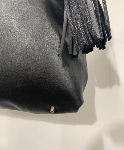 ANYA HINDMARCH（アニヤ・ハインドマーチ）ANYA HINDMARCH (アニヤ・ハインドマーチ) ハンドバッグ シルバー×ブラックの古着・服飾アイテム