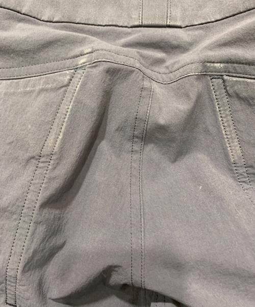 ARC'TERYX（アークテリクス）ARC'TERYX (アークテリクス) CRONIN SHORT 11 ネイビー サイズ:SIZE 28の古着・服飾アイテム
