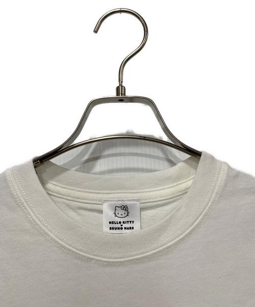 HELLO KITTY（ハローキティ）HELLO KITTY (ハローキティ) BRUNO MARS (ブルーノ マーズ) Tシャツ ホワイト サイズ:S 未使用品の古着・服飾アイテム