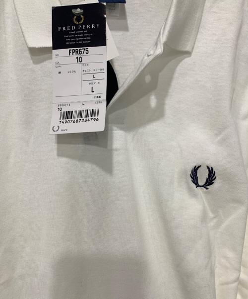 FRED PERRY（フレッドペリー）FRED PERRY (フレッドペリー) ポロシャツ ホワイト サイズ:SIZE L 未使用品の古着・服飾アイテム