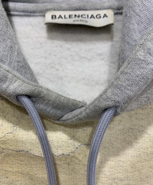 BALENCIAGA（バレンシアガ）BALENCIAGA (バレンシアガ) プルオーバーパーカー ベージュ×グレー サイズ:Sの古着・服飾アイテム