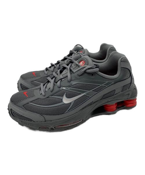 NIKE（ナイキ）NIKE (ナイキ) Nike Shox Ride 2 グレー×レッド サイズ:28cmの古着・服飾アイテム