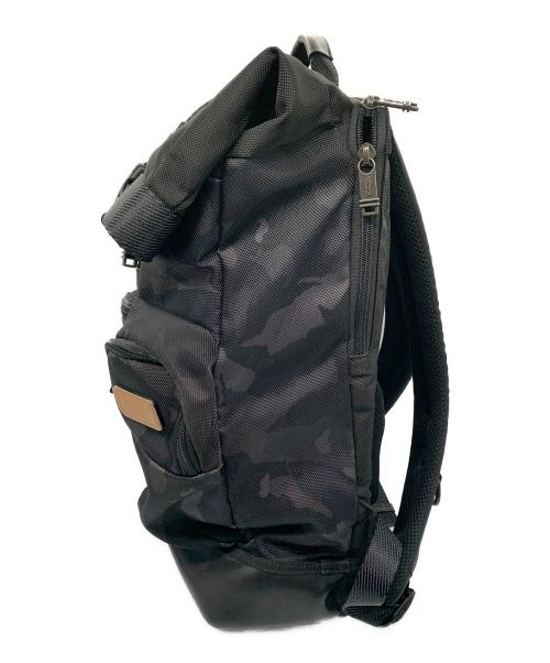 TUMI（トゥミ）TUMI (トゥミ) ロールトップリュック ブラック×グレーの古着・服飾アイテム