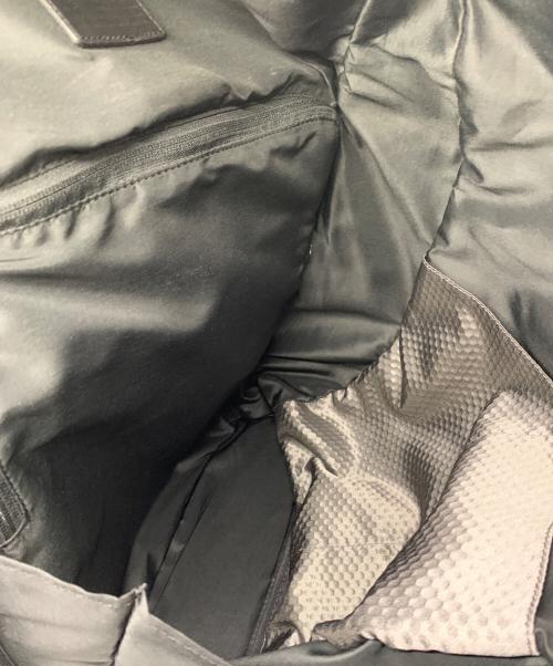 TUMI（トゥミ）TUMI (トゥミ) ロールトップリュック ブラック×グレーの古着・服飾アイテム