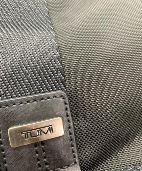 TUMI（トゥミ）TUMI (トゥミ) ロールトップリュック ブラック×グレーの古着・服飾アイテム