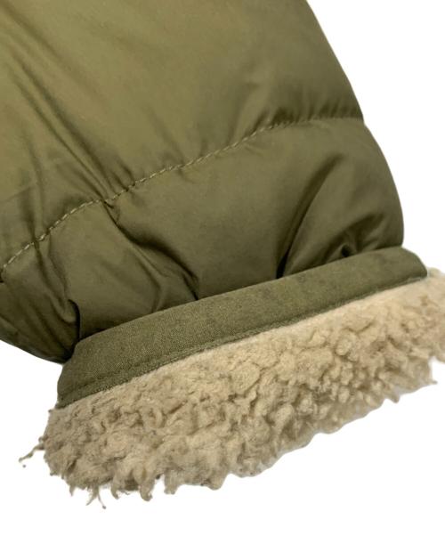 Patagonia（パタゴニア）Patagonia (パタゴニア) リバーシブルサイレントダウンジャケット グリーン×ベージュ サイズ:SIZE Lの古着・服飾アイテム