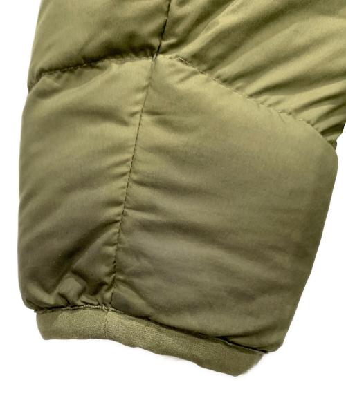 Patagonia（パタゴニア）Patagonia (パタゴニア) リバーシブルサイレントダウンジャケット グリーン×ベージュ サイズ:SIZE Lの古着・服飾アイテム