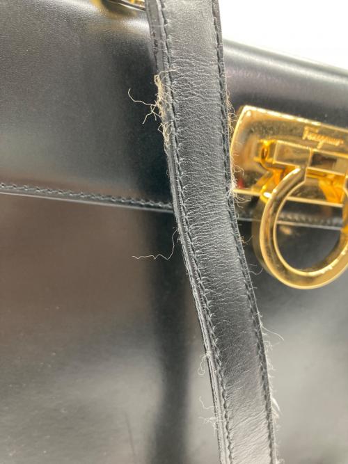 Salvatore Ferragamo（サルヴァトーレ フェラガモ）Salvatore Ferragamo (サルヴァトーレ フェラガモ) ガンチーニ2Wayハンドバッグ ブラックの古着・服飾アイテム