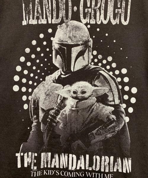 STAR WARS（スターウォーズ）STAR WARS (スターウォーズ) 半袖Tシャツ　MANDO・GROGU ブラック サイズ:SIZE Lの古着・服飾アイテム