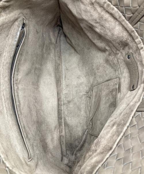 BOTTEGA VENETA（ボッテガベネタ）BOTTEGA VENETA (ボッテガベネタ) 2WAYクラッチショルダーバッグ ブラウンの古着・服飾アイテム