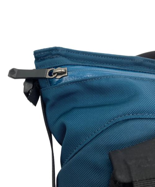 ARC'TERYX（アークテリクス）ARC'TERYX (アークテリクス) ショルダーバッグ ブルーの古着・服飾アイテム