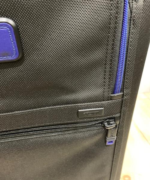 TUMI（トゥミ）TUMI (トゥミ) ALPHA2キャリーバッグ ブラック×ブルーの古着・服飾アイテム