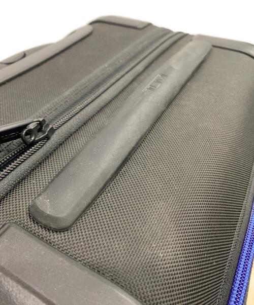 TUMI（トゥミ）TUMI (トゥミ) ALPHA2キャリーバッグ ブラック×ブルーの古着・服飾アイテム
