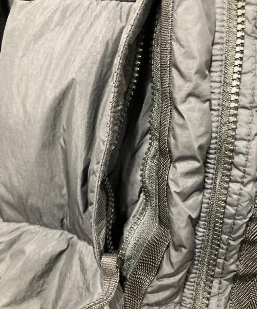STONE ISLAND（ストーンアイランド）STONE ISLAND (ストーンアイランド) ガーメントダイナイロンレップスフーデッドダウンジャケット ブラック サイズ:Ｌの古着・服飾アイテム