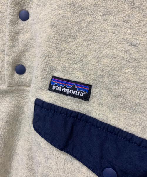 Patagonia（パタゴニア）Patagonia (パタゴニア) フリースジャケット アイボリー サイズ:Ｌの古着・服飾アイテム