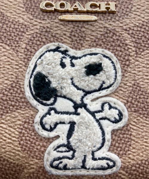 COACH（コーチ）COACH (コーチ) キャンバス・シグネチャー PEANUTS ベージュの古着・服飾アイテム