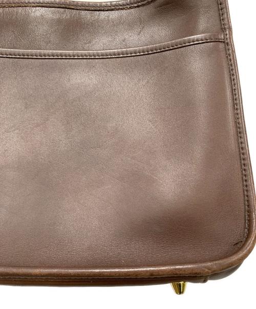 COACH（コーチ）COACH (コーチ) ショルダーバッグ ブラウンの古着・服飾アイテム