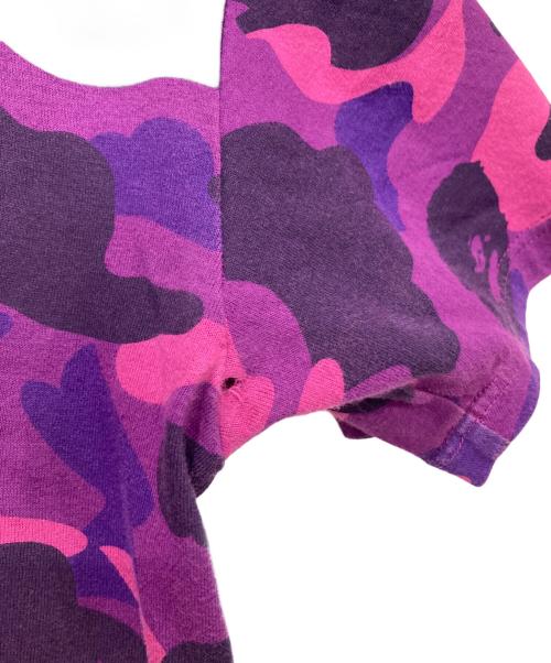 A BATHING APE（アベイシングエイプ）A BATHING APE (アベイシングエイプ) Camo Shark T-Shirt パープル サイズ:SIZE Sの古着・服飾アイテム