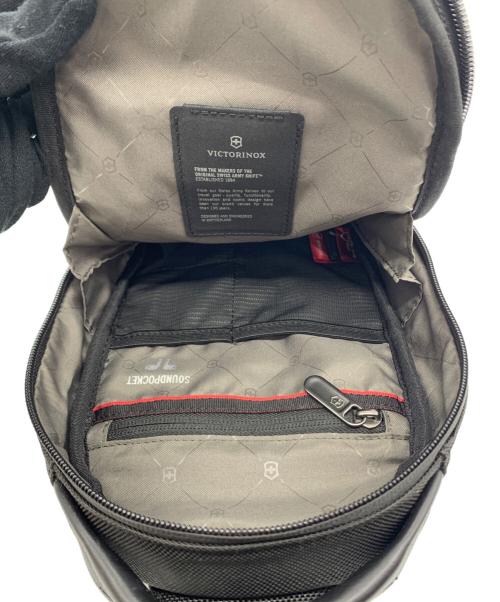 VICTORINOX（ビクトリノックス）VICTORINOX (ビクトリノックス) アーキテクチャーアーバン2スリングバッグ ブラックの古着・服飾アイテム
