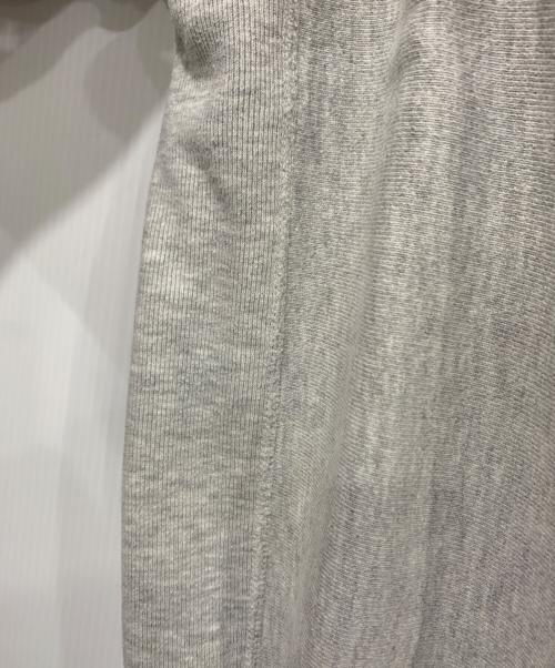 Champion REVERSE WEAVE（チャンピオン リバース ウィーブ）Champion REVERSE WEAVE (チャンピオン リバース ウィーブ) リバースウィーブスウェット レッド×グレー サイズ:Ｌの古着・服飾アイテム