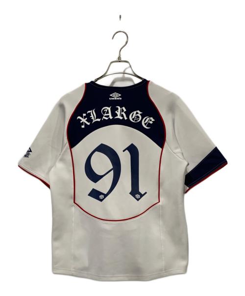 UMBRO（アンブロ）UMBRO (アンブロ) X-LARGE (エクストララージ) SOCCER JERSEY ホワイト×ネイビー サイズ:SIZE Sの古着・服飾アイテム