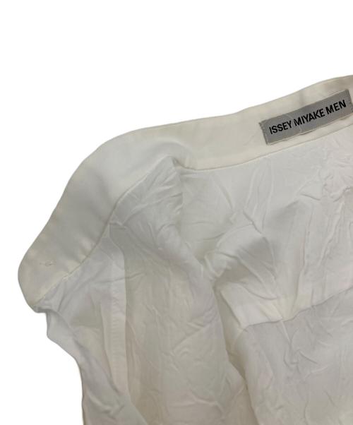 ISSEY MIYAKE MEN（イッセイミヤケメン）ISSEY MIYAKE MEN (イッセイミヤケメン) 長袖シャツ ホワイト サイズ:Sの古着・服飾アイテム