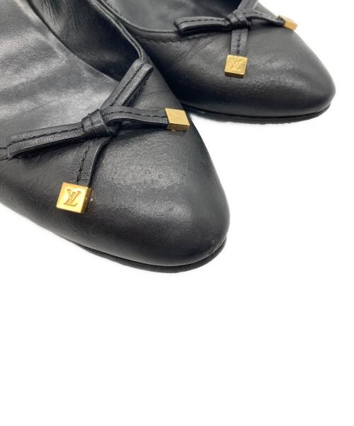 LOUIS VUITTON（ルイ ヴィトン）LOUIS VUITTON (ルイ ヴィトン) LOUIS VUITTON　ロゴメタルパーツ付きブラックレザーフラットパンプス ブラック サイズ:37.5の古着・服飾アイテム
