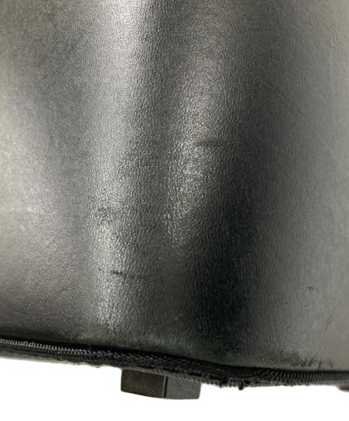 GUCCI（グッチ）GUCCI (グッチ) ラージトートバッグ ブラックの古着・服飾アイテム