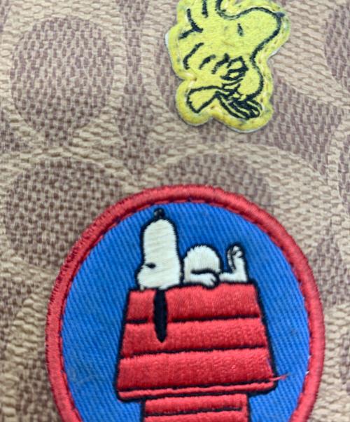 COACH（コーチ）COACH (コーチ) PEANUTS　キャンバス・シグネチャー ベージュの古着・服飾アイテム