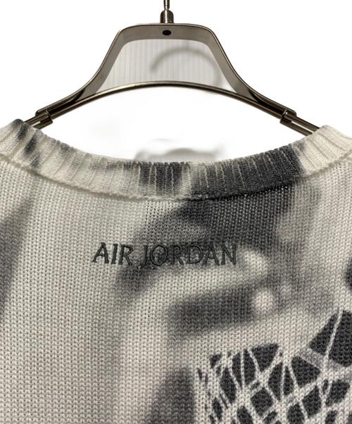 JORDAN（ジョーダン）JORDAN (ジョーダン) AIR JORDAN KNIT SWEATER グレー×ホワイト サイズ:S 未使用品の古着・服飾アイテム