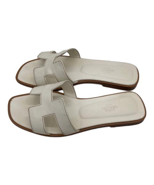HERMES（エルメス）HERMES (エルメス) オランサンダル ホワイト サイズ:SIZE 37の古着・服飾アイテム