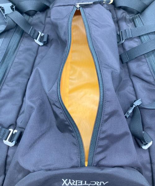 ARC'TERYX（アークテリクス）ARC'TERYX (アークテリクス) バッグ ブラックの古着・服飾アイテム