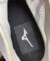 中古・古着 MIZUNO (ミズノ) ランニングシューズ ホワイト×オレンジ サイズ:27cm：7000円