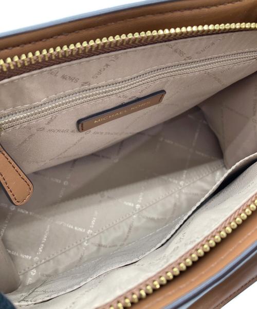 MICHAEL KORS（マイケルコース）MICHAEL KORS (マイケルコース) 2WAYショルダーバッグ ベージュ×ブラウンの古着・服飾アイテム