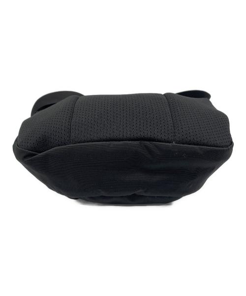 ARC'TERYX（アークテリクス）ARC'TERYX (アークテリクス) ショルダーバッグ ブラックの古着・服飾アイテム