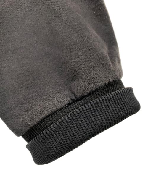 FENDI（フェンディ）FENDI (フェンディ) プルオーバーパーカー ブラウン×ブラック サイズ:SIZE XLの古着・服飾アイテム