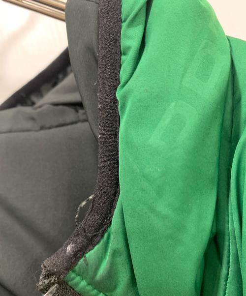 SUPREME（シュプリーム）SUPREME (シュプリーム) reversible hooded puffy jacket ブラック×グリーン サイズ:SIZE Mの古着・服飾アイテム