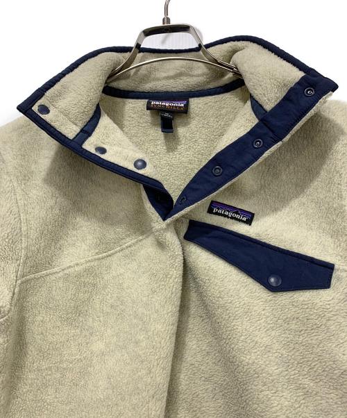 Patagonia SYNCHILLA（パタゴニア シンチラ）Patagonia SYNCHILLA (パタゴニア シンチラ) ライトウェイト・シンチラ・スナップT・プルオーバー アイボリー サイズ:XSの古着・服飾アイテム